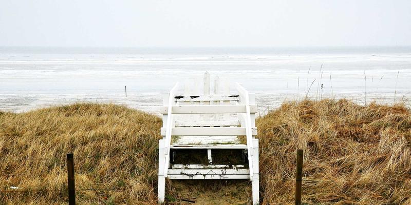 0755地区太阳能光伏系统防台风设计与安装标准详解：守护绿色能源安全