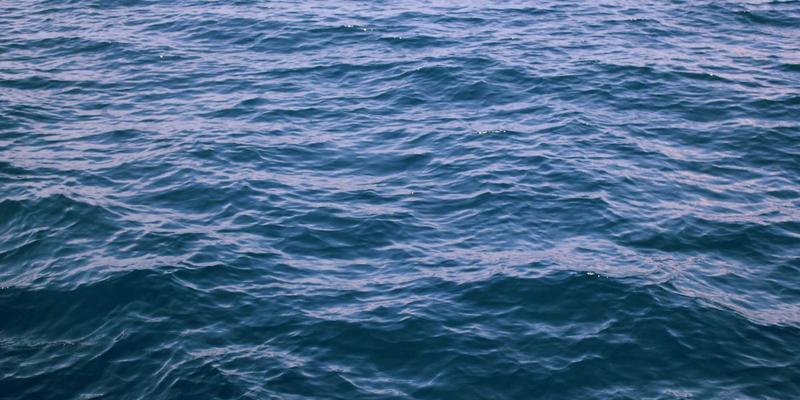 0755太阳能30：深圳光伏发电系统的创新实践与未来展望