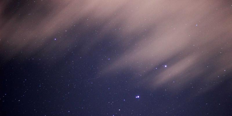 深圳户用光伏电站发电量监测平台选择与数据分析指南：让每一块太阳能板创造最大价值